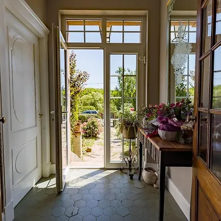 Le Clos D'azel Nocleg ze śniadaniem 3*