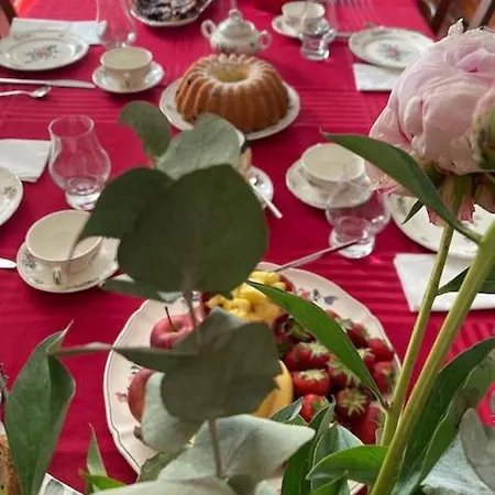 Le Clos D'azel Bed & Breakfast